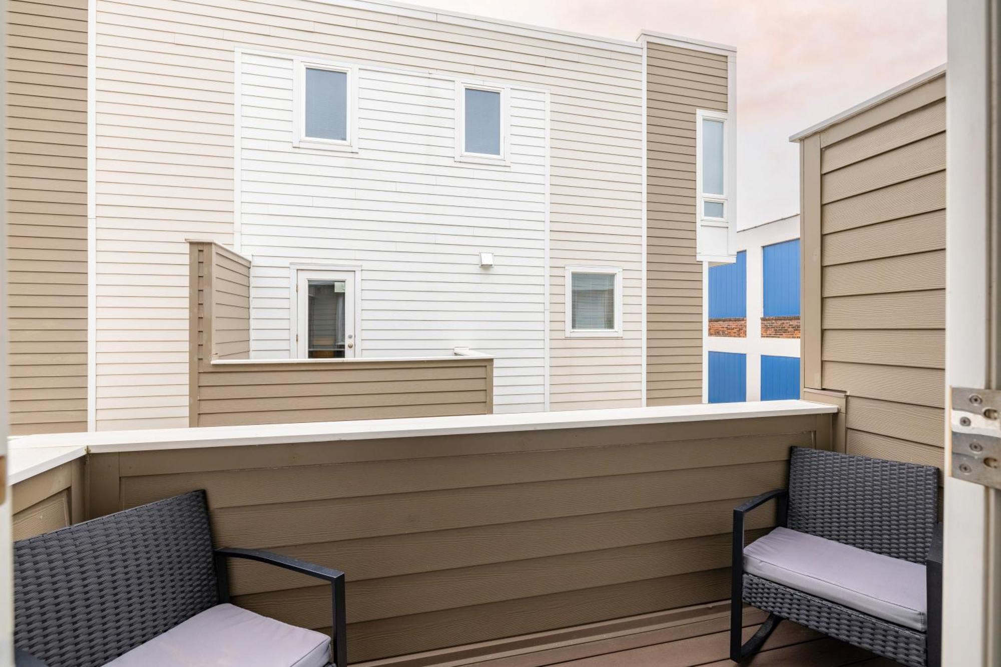 Luxury Downtown Townhome Unit 15 Cleveland Exteriér fotografie